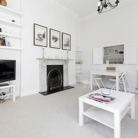 Elegant Earl'S Court 2 Bedroom Flat Just 4 Minutes From Tube London Exterior foto